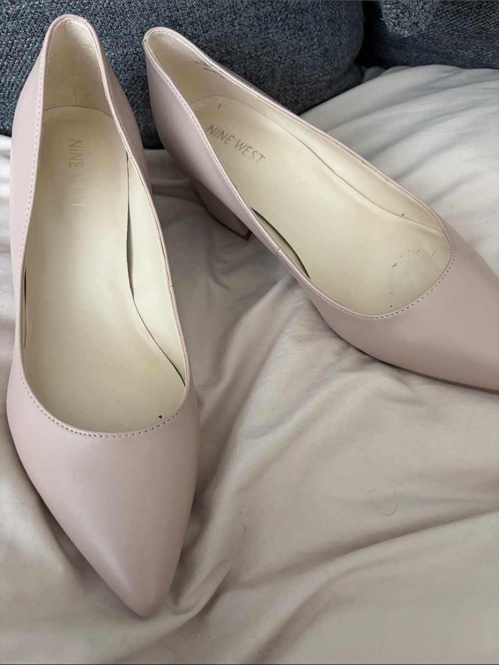 Nine West Blush/nude Pointed-Toe Mid Heel Pumps